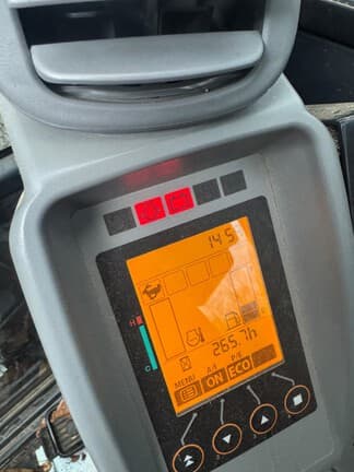 Image of John Deere 30G equipment image 2