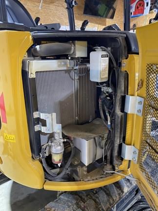 Image of John Deere 30G equipment image 4