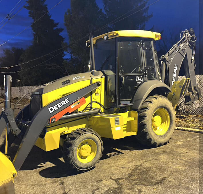 Image of John Deere 310L EP Image 1