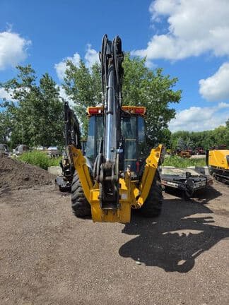 Image of John Deere 310SL equipment image 3