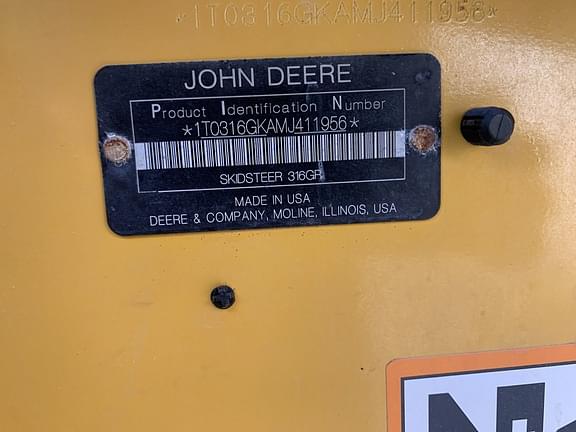 Image of John Deere 316GR equipment image 2