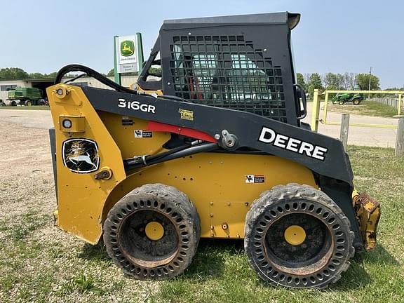 Image of John Deere 316GR equipment image 1