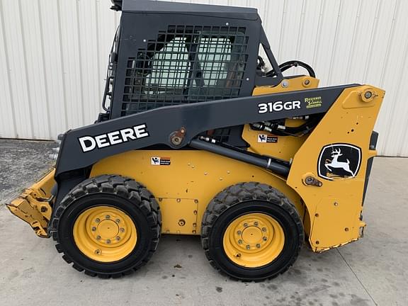 Image of John Deere 316GR equipment image 3