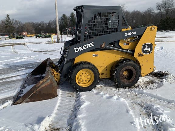 Image of John Deere 316GR equipment image 3