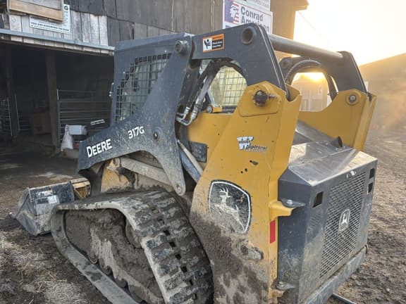 Image of John Deere 317G equipment image 3