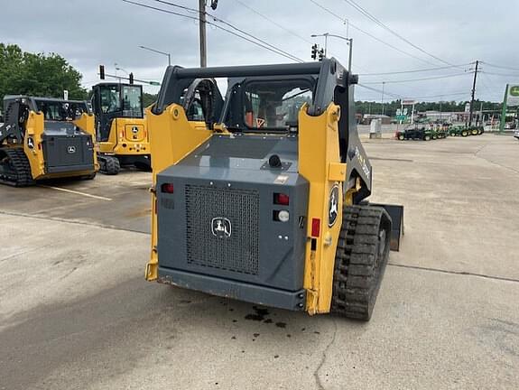 Image of John Deere 317G equipment image 2