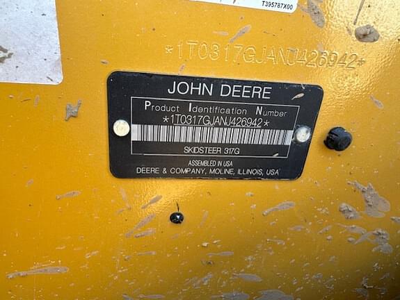 Image of John Deere 317G equipment image 4