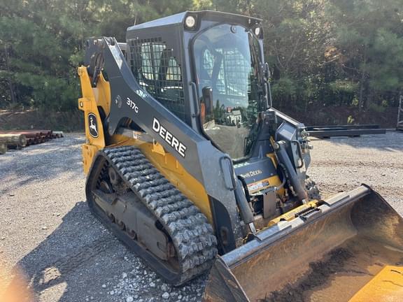 Image of John Deere 317G equipment image 2