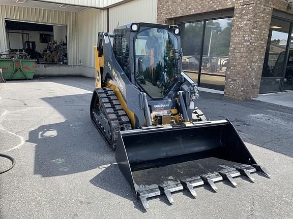 Image of John Deere 317G equipment image 2