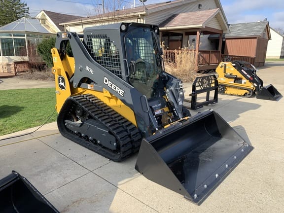 Main image John Deere 317G