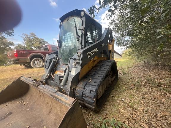 Image of John Deere 317G equipment image 2