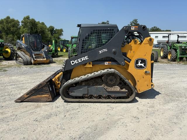 Image of John Deere 317G equipment image 1