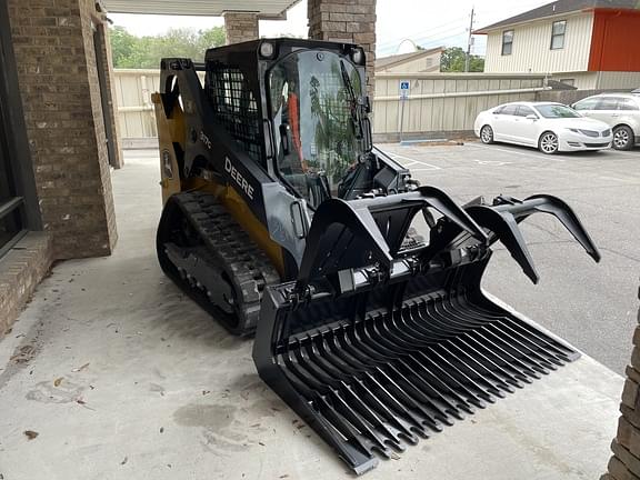 Image of John Deere 317G equipment image 2