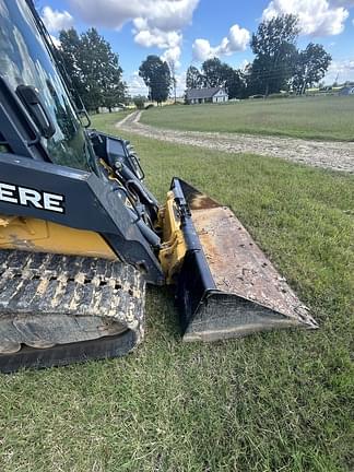 Image of John Deere 317G equipment image 3