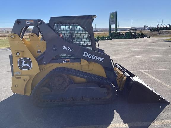 Image of John Deere 317G equipment image 2