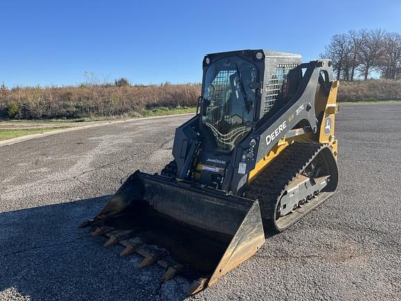 Image of John Deere 317G equipment image 2