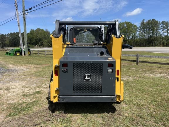 Image of John Deere 317G equipment image 3