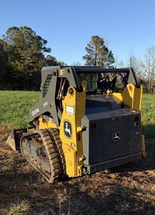 Image of John Deere 317G equipment image 3