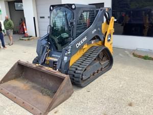 2022 John Deere 317G Image