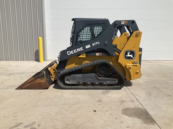 2022 John Deere 317G Equipment Image0