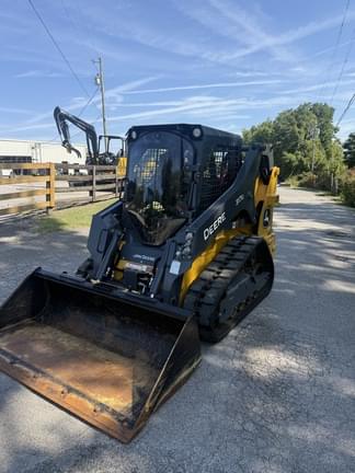 Image of John Deere 317G equipment image 2