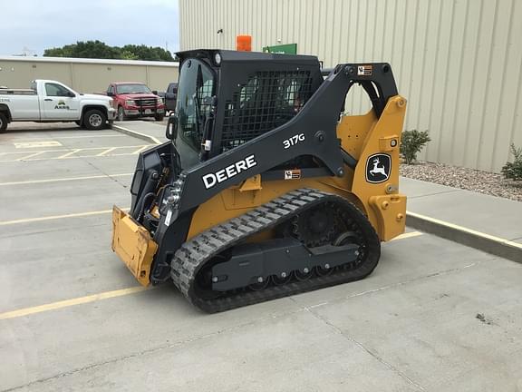 Image of John Deere 317G equipment image 2