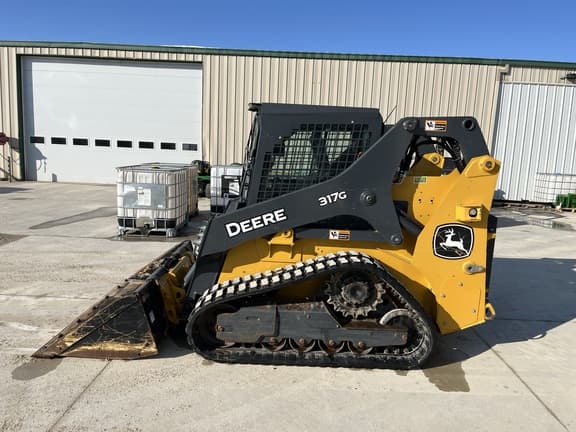 Image of John Deere 317G equipment image 1