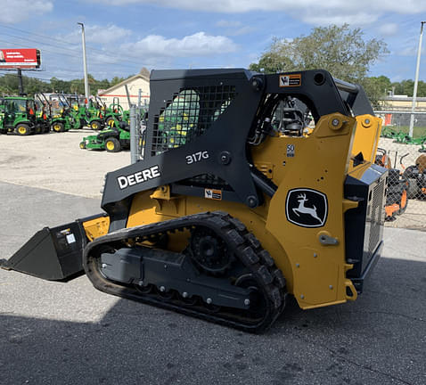 Image of John Deere 317G equipment image 3