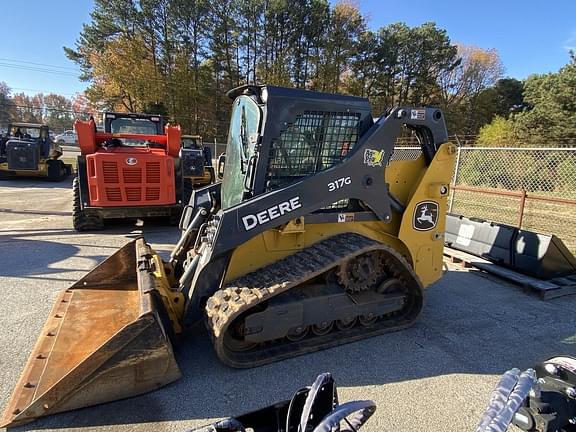 Image of John Deere 317G equipment image 1