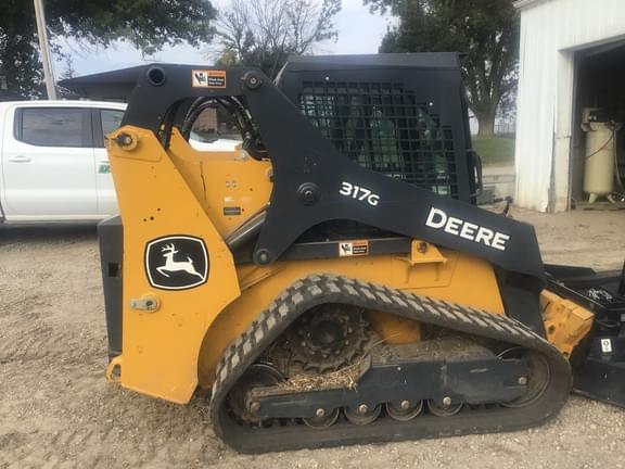 Image of John Deere 317G equipment image 1