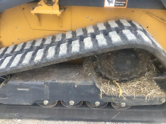 Image of John Deere 317G equipment image 4