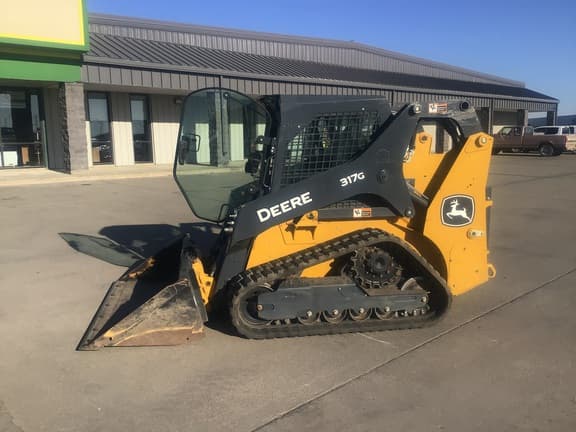 Image of John Deere 317G equipment image 2