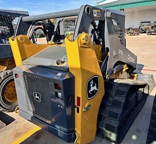 Image of John Deere 317G equipment image 4