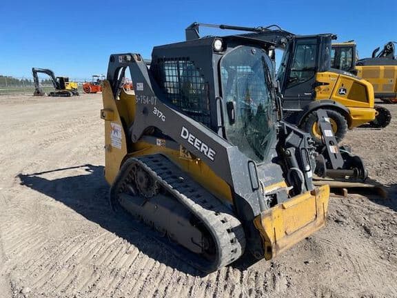 Image of John Deere 317G equipment image 4
