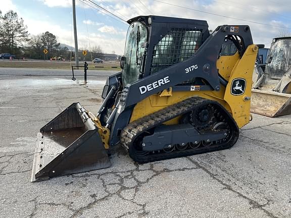 Image of John Deere 317G equipment image 2