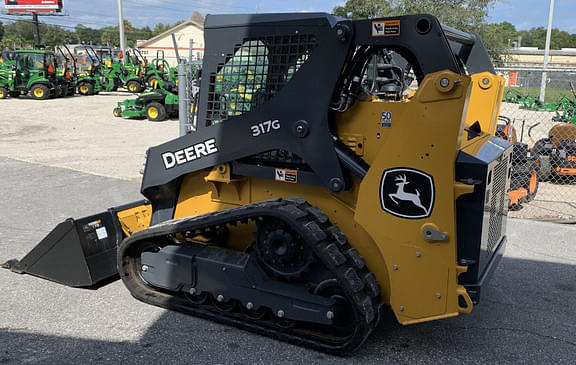 Image of John Deere 317G equipment image 3