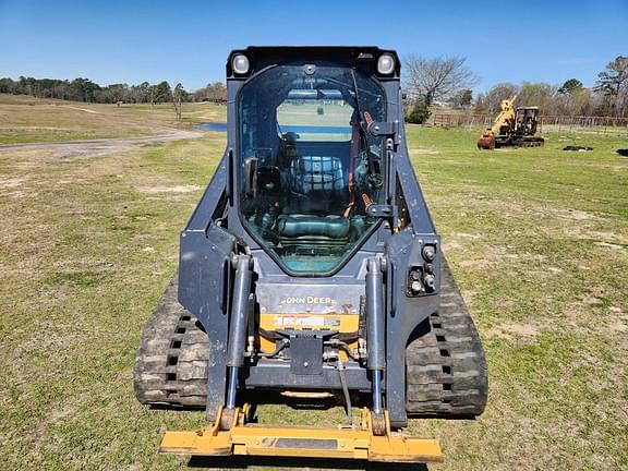 Image of John Deere 317G equipment image 4