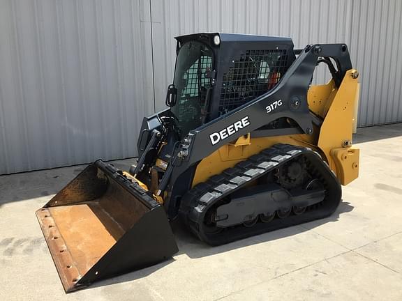 Image of John Deere 317G equipment image 2