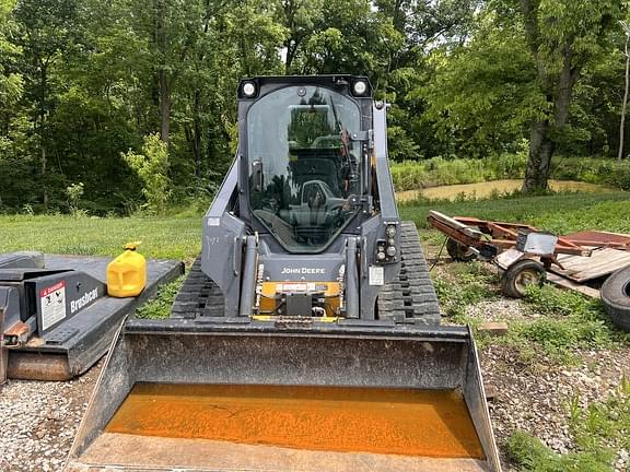 Image of John Deere 317G equipment image 1