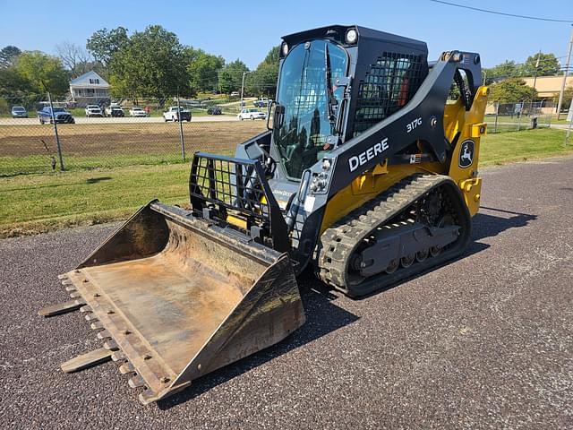 Image of John Deere 317G equipment image 1