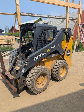 Image of John Deere 318G equipment image 1