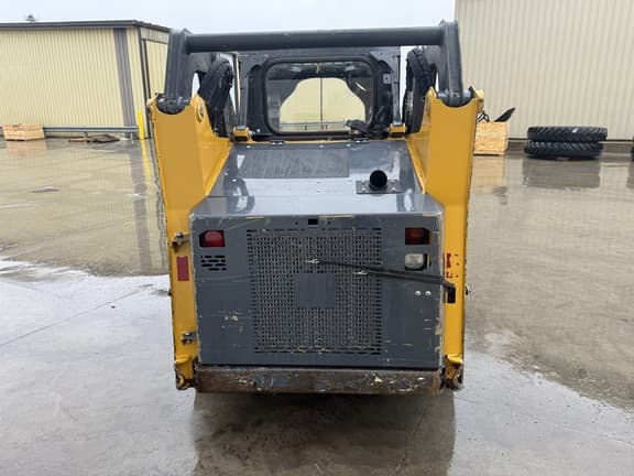 Image of John Deere 318G equipment image 3