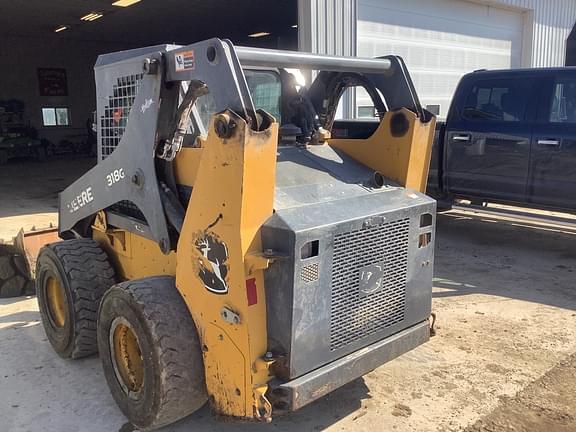 Image of John Deere 318G equipment image 3