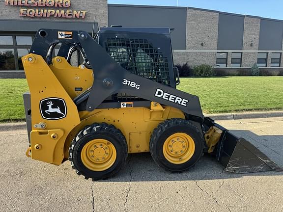 Image of John Deere 318G equipment image 1