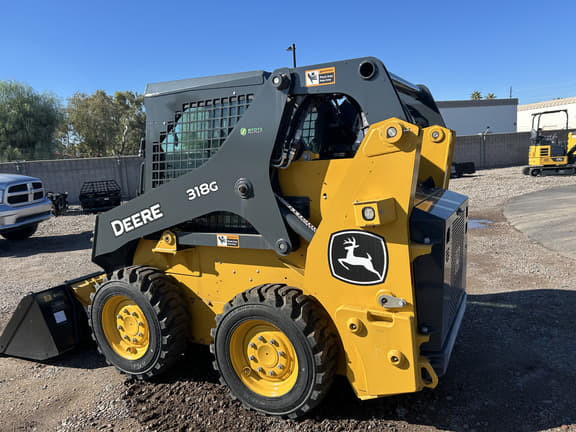 Image of John Deere 318G equipment image 2