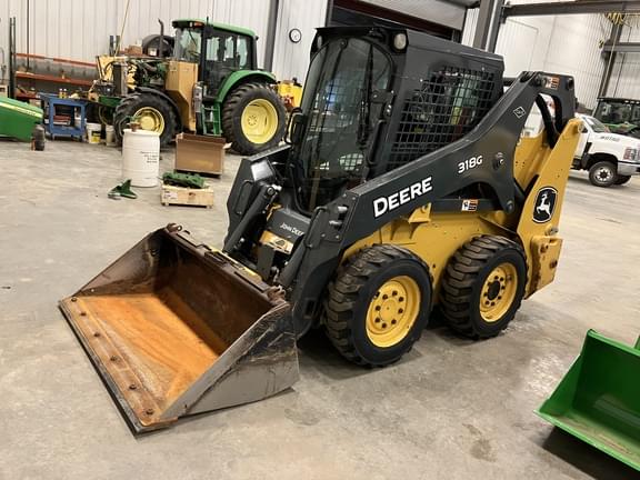 Image of John Deere 318G equipment image 1