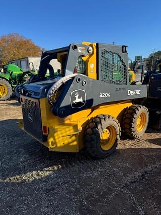 Main image John Deere 320G