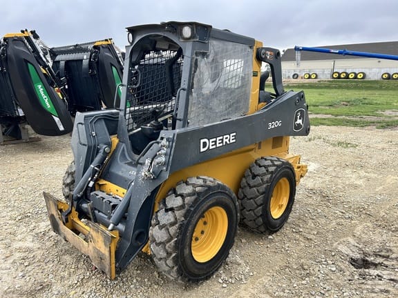 Main image John Deere 320G