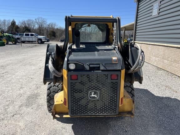 Image of John Deere 320G equipment image 4