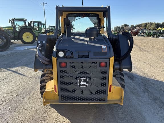 Image of John Deere 320G equipment image 4